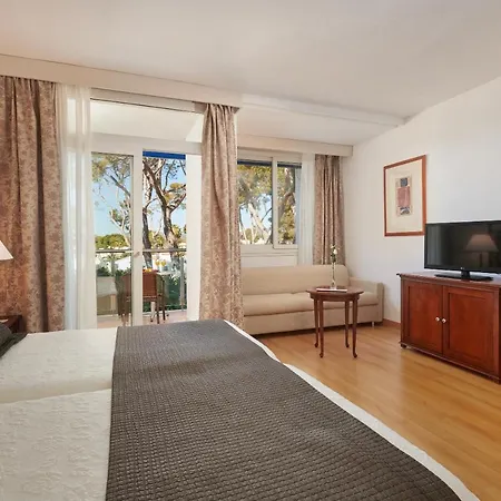 فندق ‪‪eurotel Golf Punta Rotja‬‬ 4*